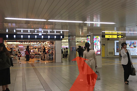 Go right after going out from north-east wicket of Midousuji line.